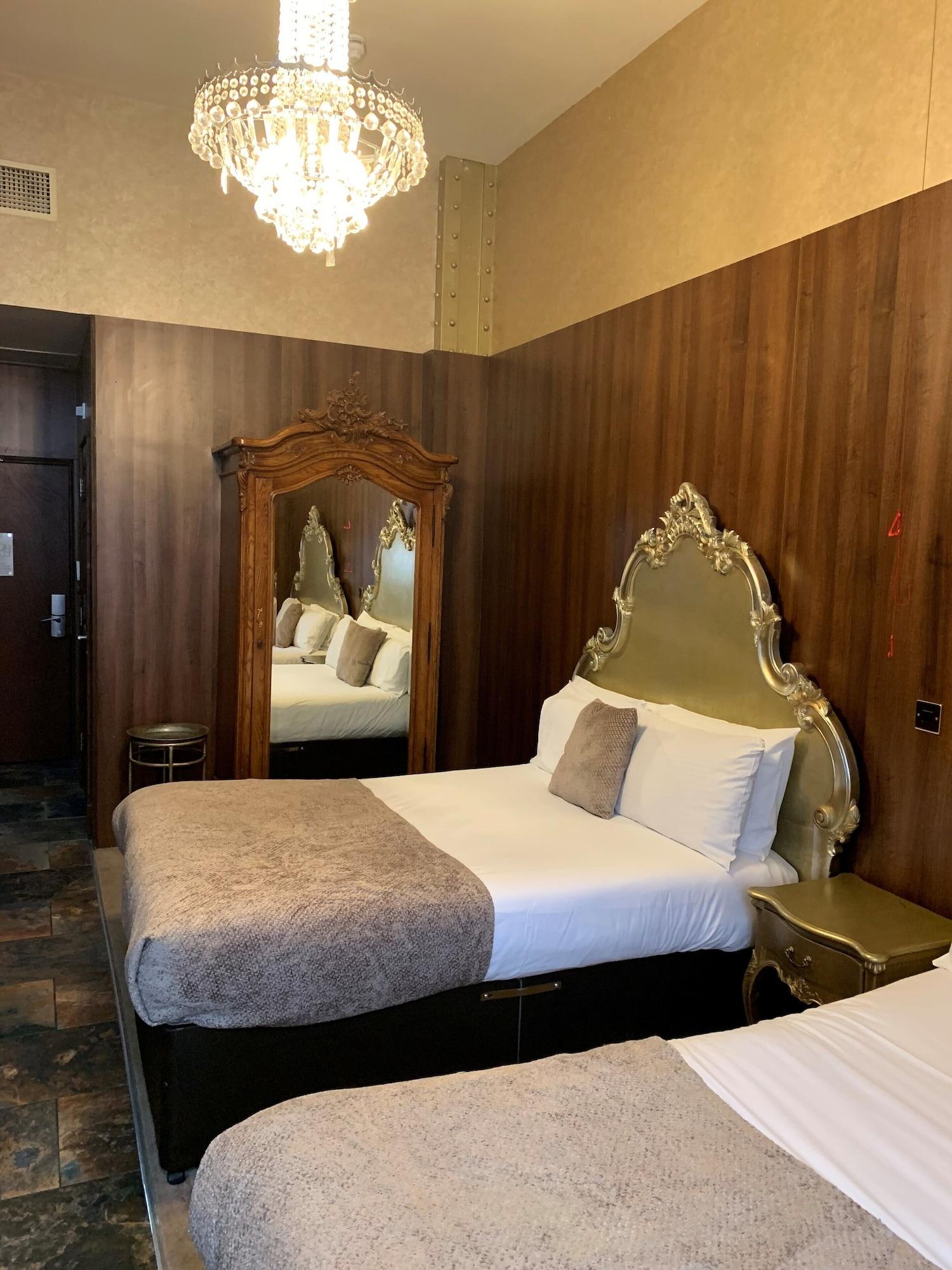 30 Street 4* Liverpool