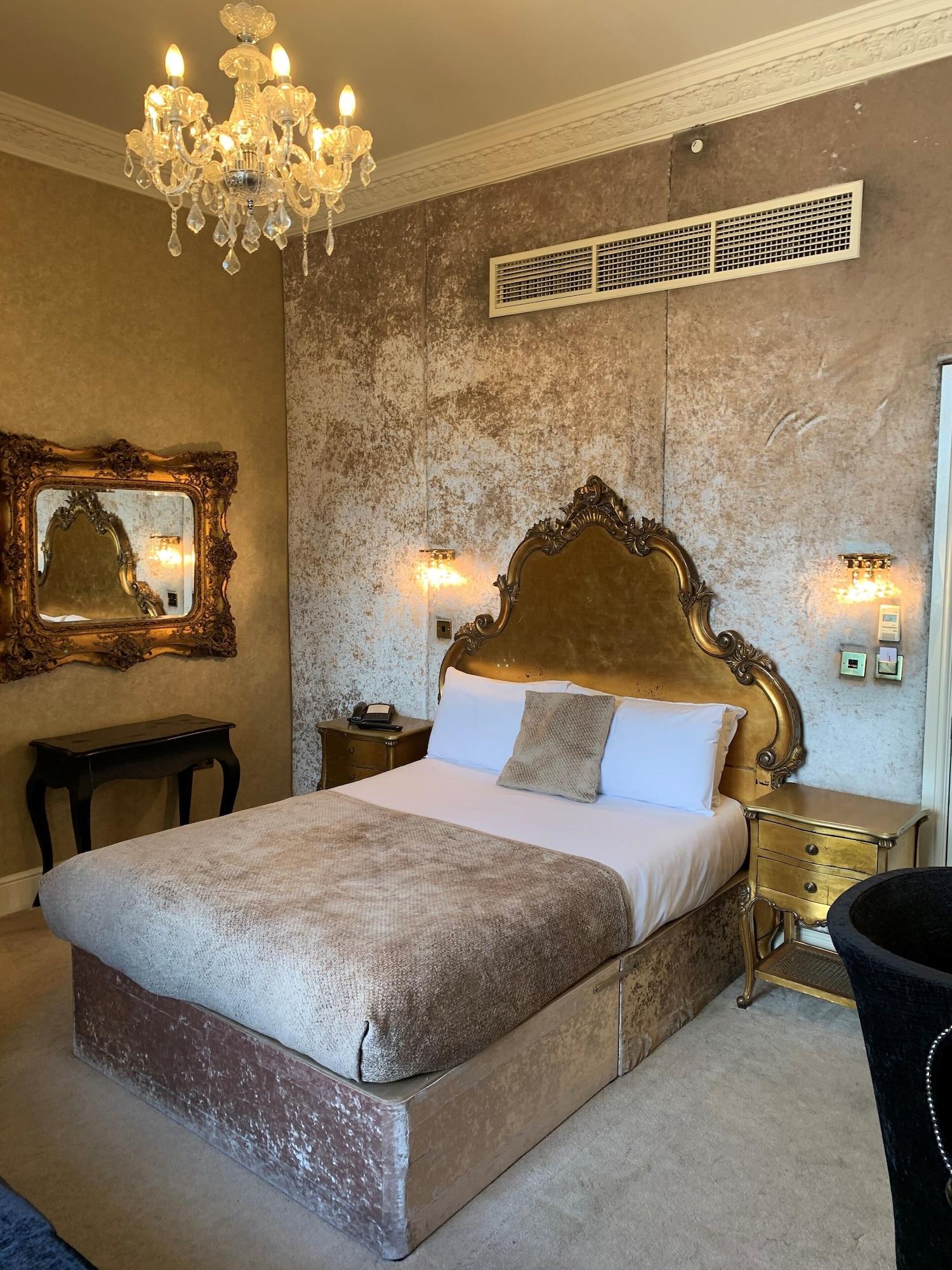 Hotel 30 Street 4*